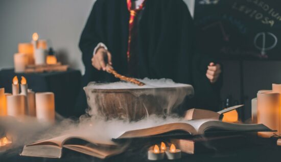 Vortrag | Magie als Intervention in der Psychotherapie: Was wir von Harry Potter lernen können.